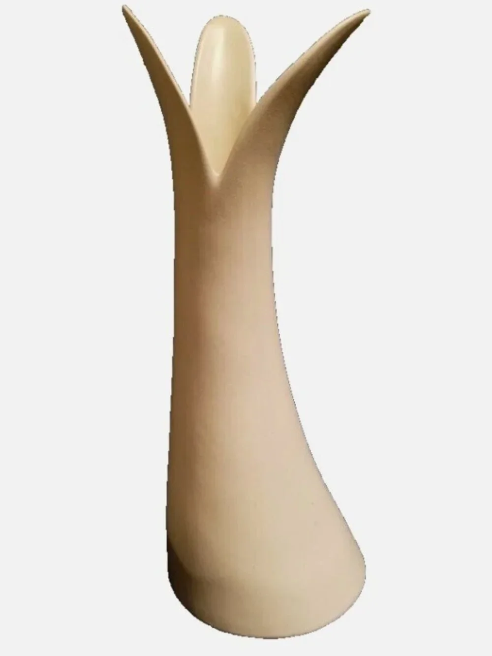 2 Decorative white vases, with unique fluted top